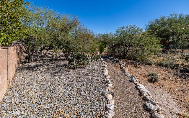 17226 S Azure Sky Trail, Vail, AZ 85641