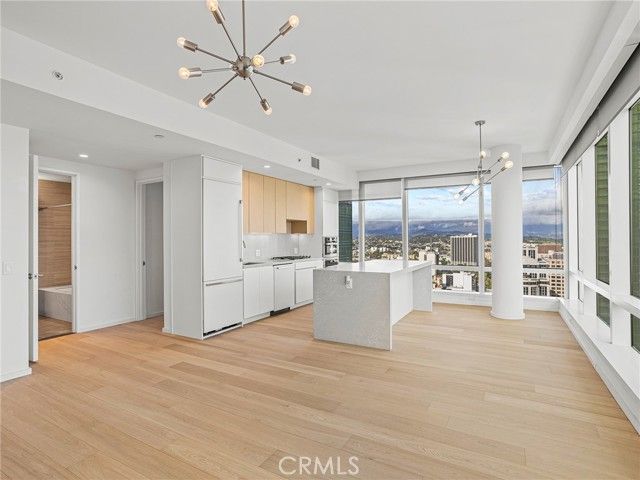 877 Francisco Street 4106, Los Angeles, CA 90017