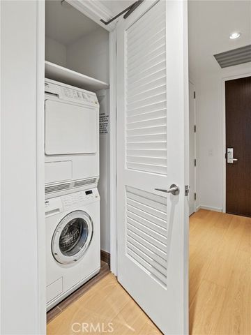 877 Francisco Street 4106, Los Angeles, CA 90017