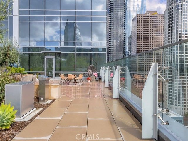 877 Francisco Street 4106, Los Angeles, CA 90017