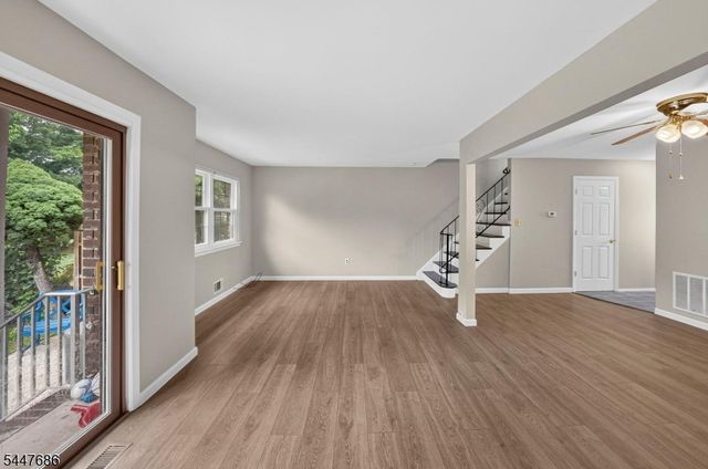 301 Windsor Ct, Hillsborough Twp., NJ 08844