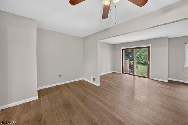 301 Windsor Ct, Hillsborough Twp., NJ 08844