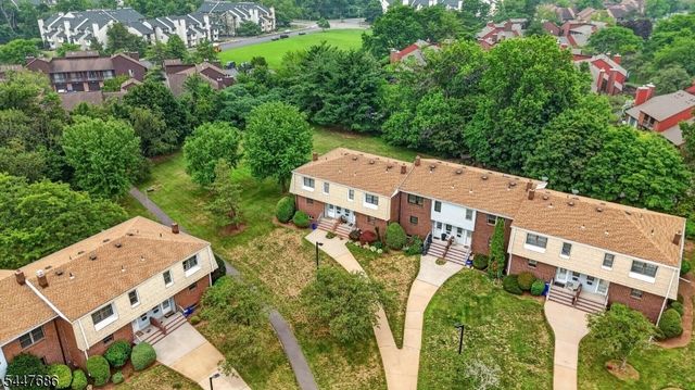 301 Windsor Ct, Hillsborough Twp., NJ 08844