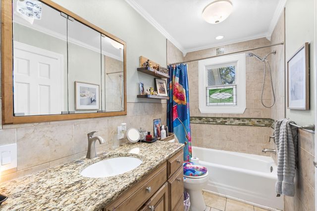 3952 W Collings Street, Springfield, MO 65803