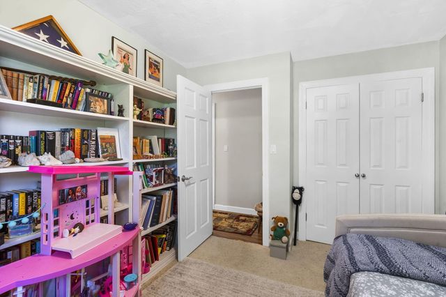 3952 W Collings Street, Springfield, MO 65803