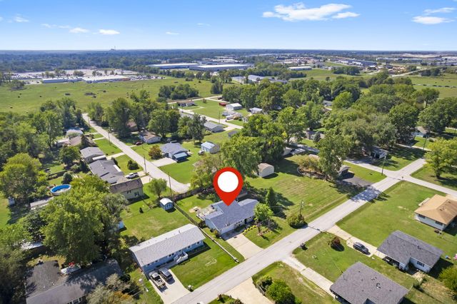 3952 W Collings Street, Springfield, MO 65803