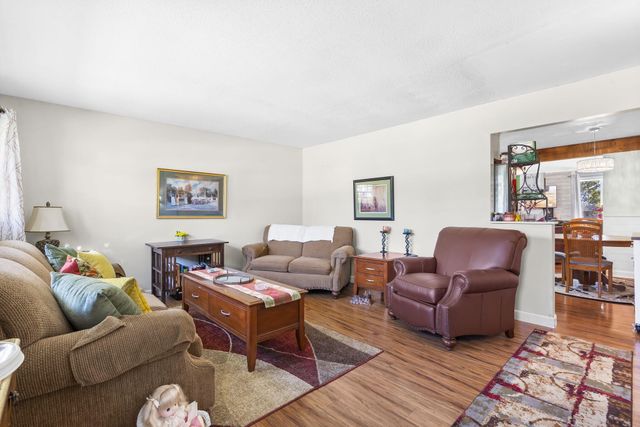 3952 W Collings Street, Springfield, MO 65803