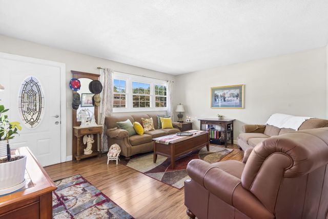 3952 W Collings Street, Springfield, MO 65803