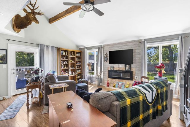 3952 W Collings Street, Springfield, MO 65803