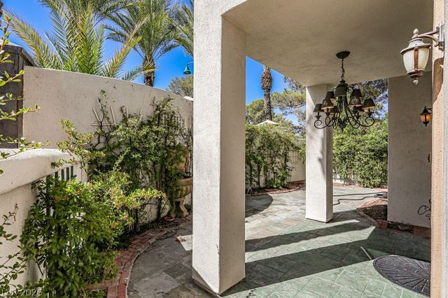 8757 Carlitas Joy Court, Las Vegas, NV 89117