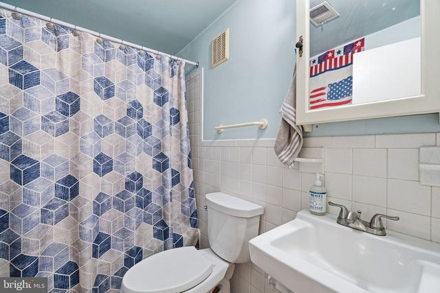 10011 TERRY ST, Fairfax, VA 22031