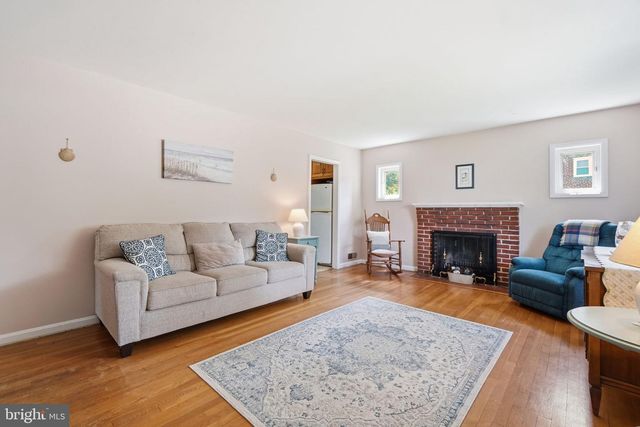 10011 TERRY ST, Fairfax, VA 22031