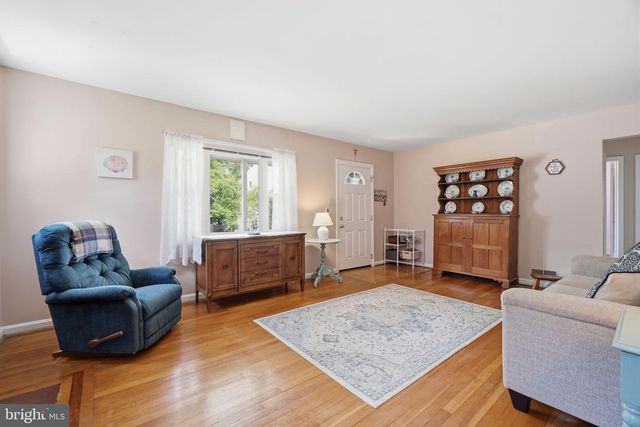 10011 TERRY ST, Fairfax, VA 22031