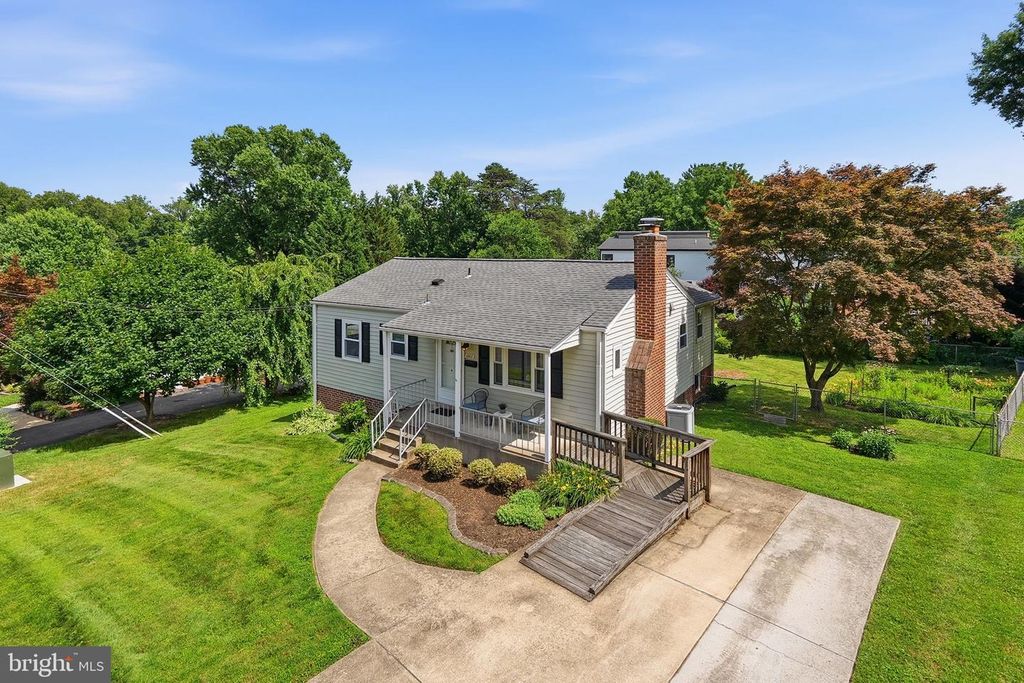 10011 TERRY ST, Fairfax, VA 22031