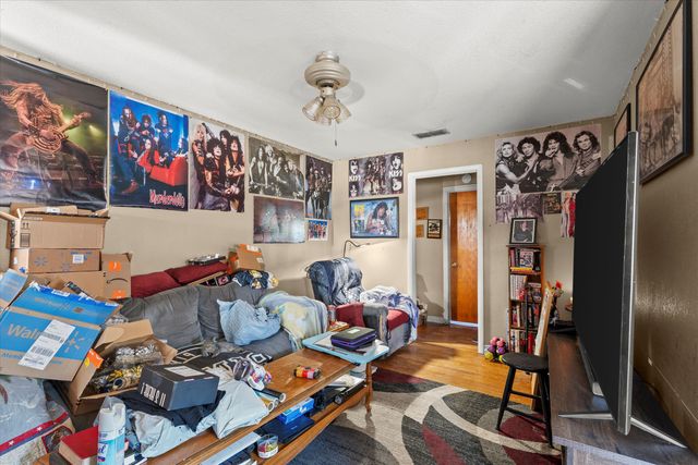 505 8th Street, Levelland, TX 79336