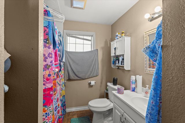 505 8th Street, Levelland, TX 79336