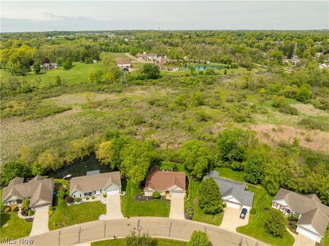 4732 Helmsworth Drive NE, Canton, OH 44714