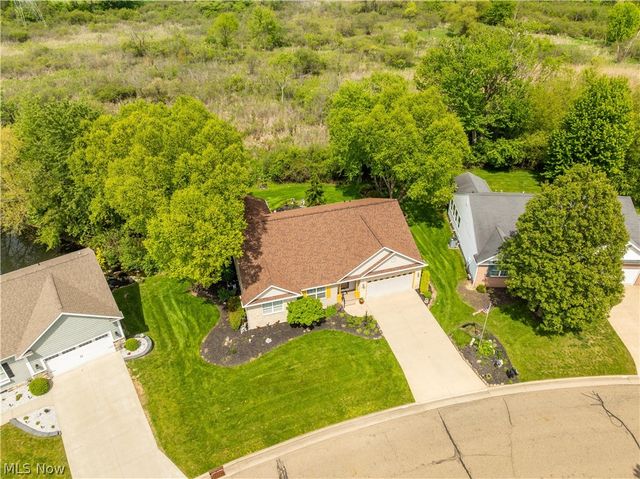 4732 Helmsworth Drive NE, Canton, OH 44714
