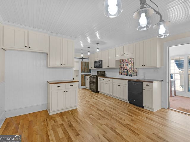 380 Forest Hill Road, Macon, GA 31210