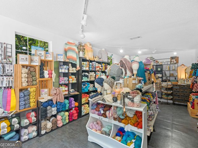 380 Forest Hill Road, Macon, GA 31210
