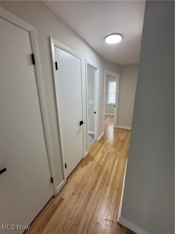 8321 Wainstead Drive, Parma, OH 44129