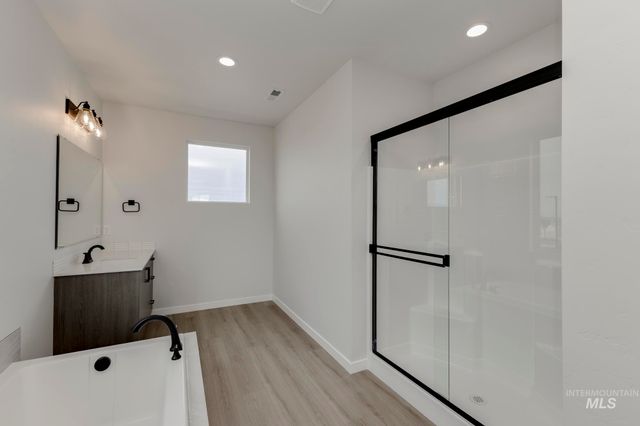 1145 W Cub River Dr, Meridian, ID 83642