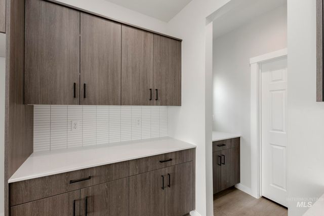 1145 W Cub River Dr, Meridian, ID 83642