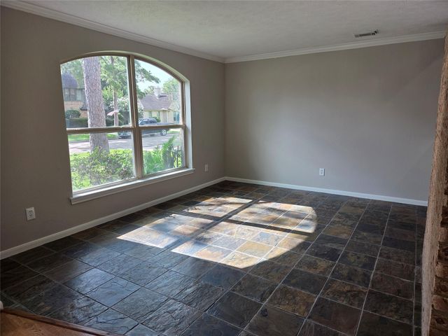 8706 Chelsworth Drive, Houston, TX 77083