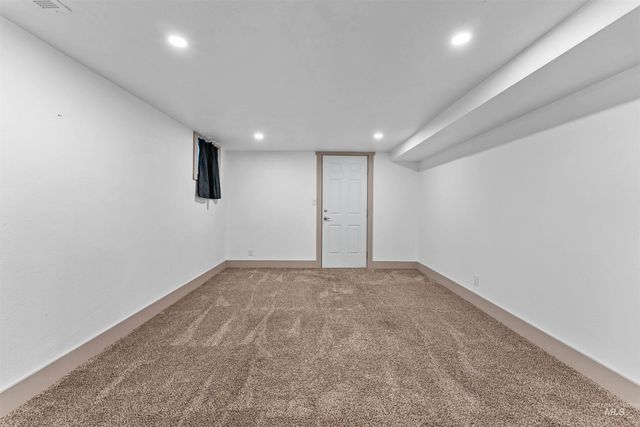 140 Blaine Ave., Nampa, ID 83651