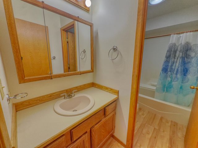 822 ESRO ROAD, Fairbanks, AK 99712