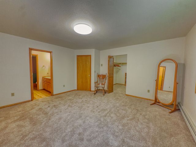 822 ESRO ROAD, Fairbanks, AK 99712
