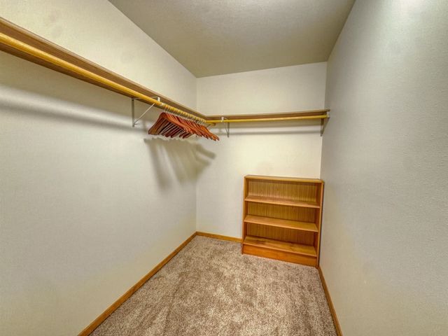 822 ESRO ROAD, Fairbanks, AK 99712