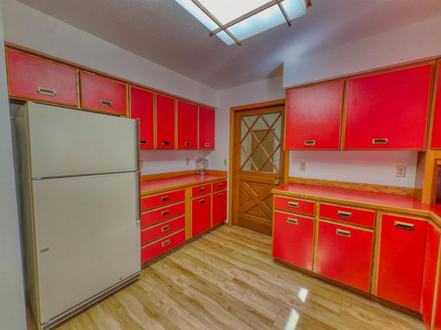 822 ESRO ROAD, Fairbanks, AK 99712