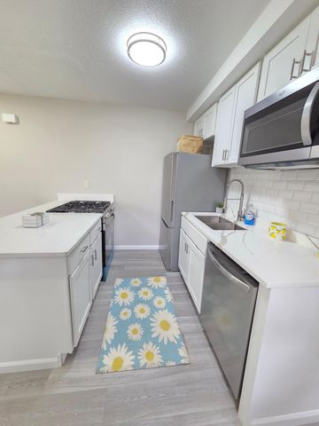 5201 W 84th Street, Bloomington, MN 55437