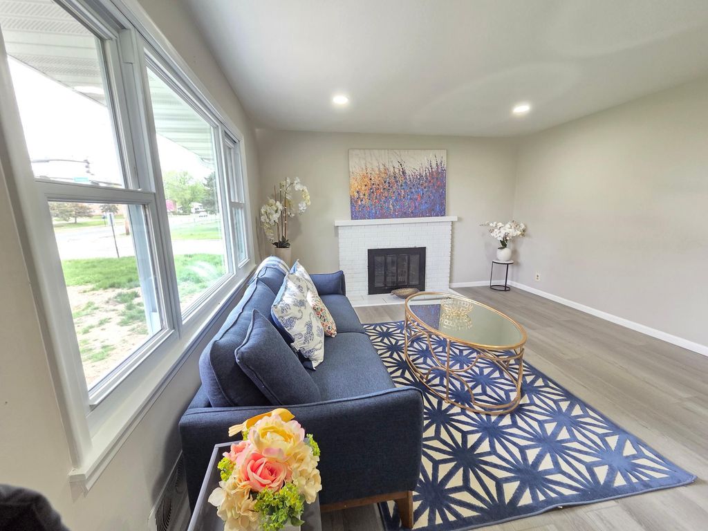 5201 W 84th Street, Bloomington, MN 55437 — photo 4