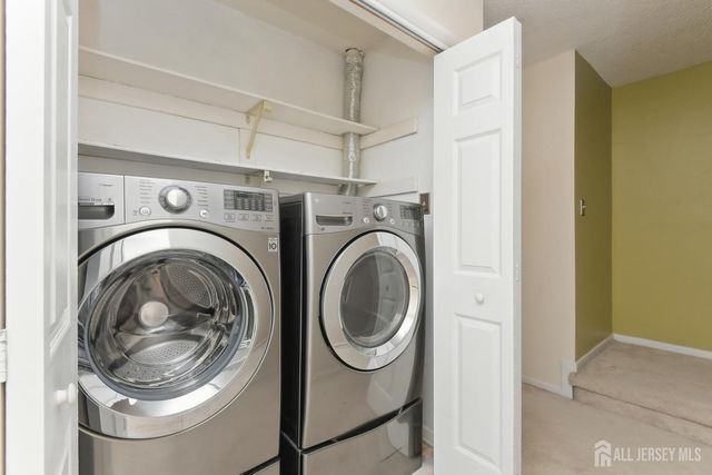 241 Hampshire Drive, Plainsboro, NJ 08536