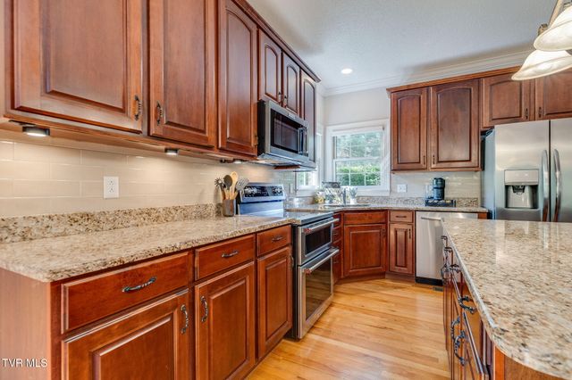 4 Sage Court, Johnson City, TN 37604
