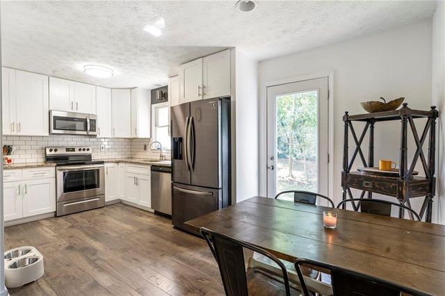 80 Knight Drive, Mcdonough, GA 30252