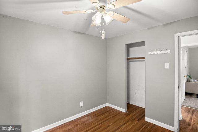 1 TOMAHAWK DR, Marlton, NJ 08053