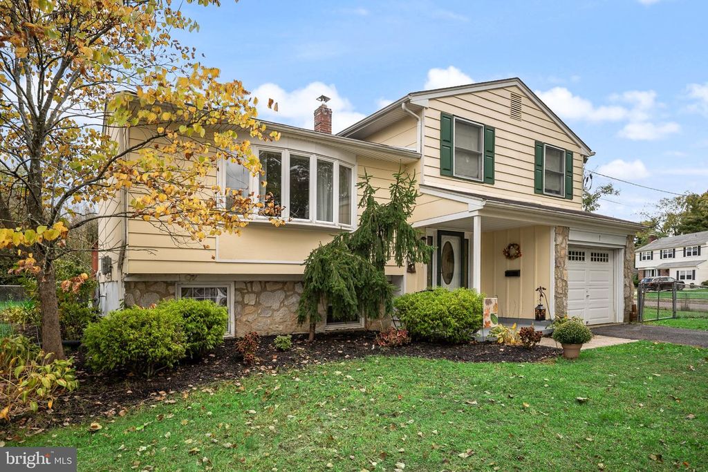 1 TOMAHAWK DR, MARLTON, NJ 08053 — photo 2