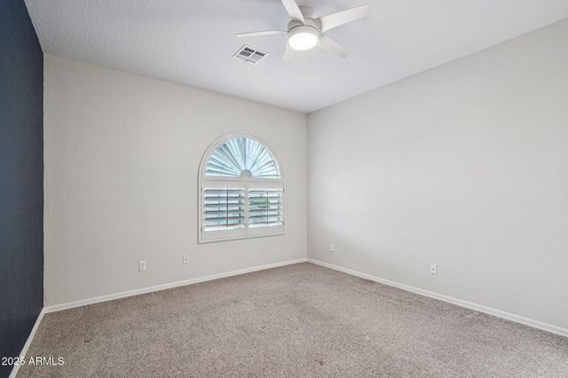 1321 E DESERT FLOWER Lane, Phoenix, AZ 85048