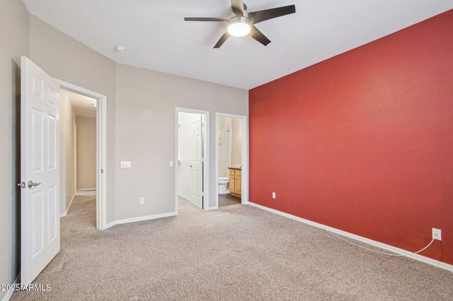 1321 E DESERT FLOWER Lane, Phoenix, AZ 85048