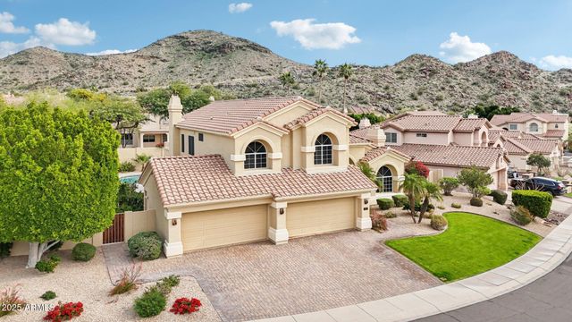 1321 E DESERT FLOWER Lane, Phoenix, AZ 85048