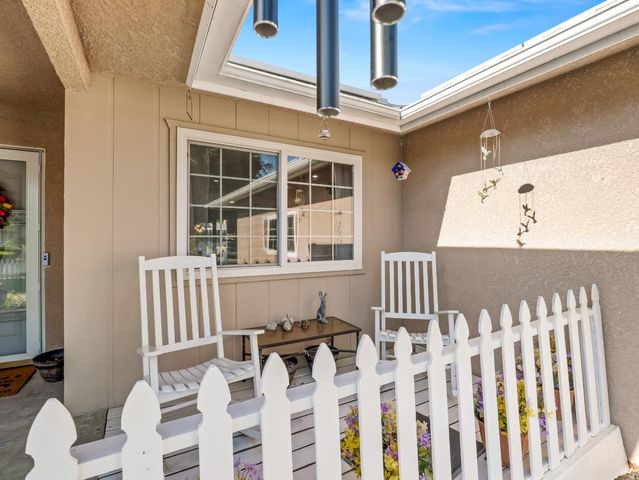 3052 E Fremont Avenue E, Fresno, CA 93710