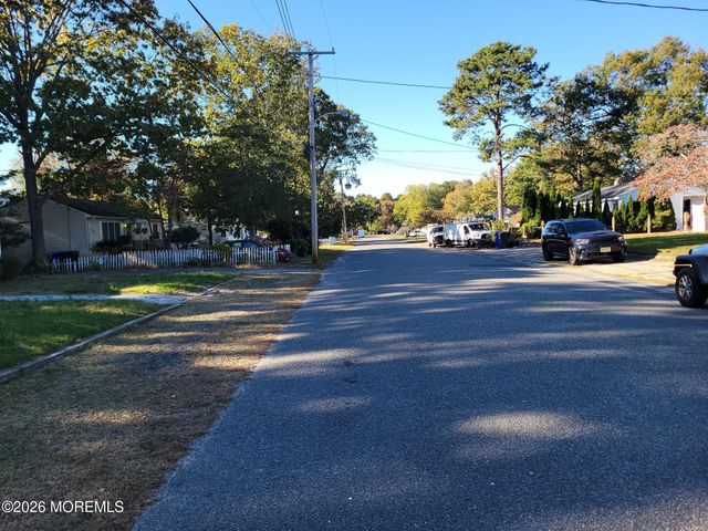 105 Solar Drive, Brick, NJ 08724