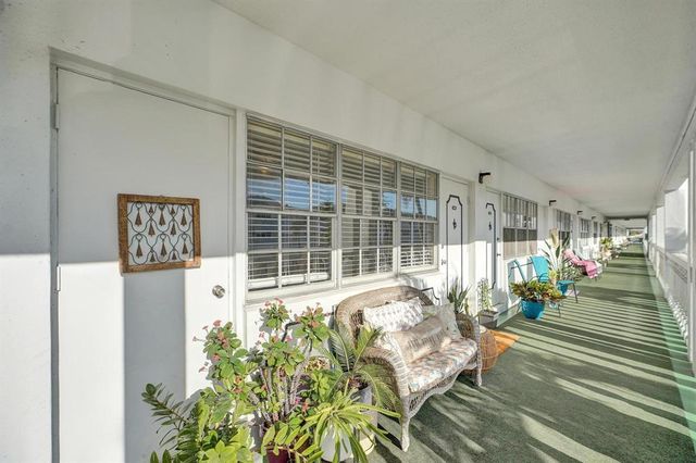 5201 NE 24th Terrace A203, Fort Lauderdale, FL 33308