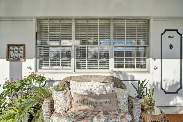 5201 NE 24th Terrace A203, Fort Lauderdale, FL 33308