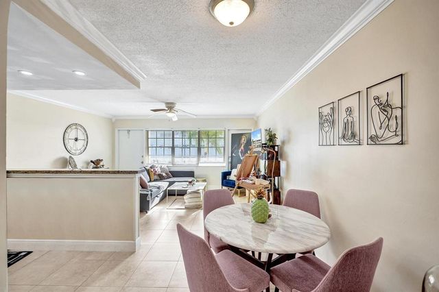 5201 NE 24th Terrace A203, Fort Lauderdale, FL 33308