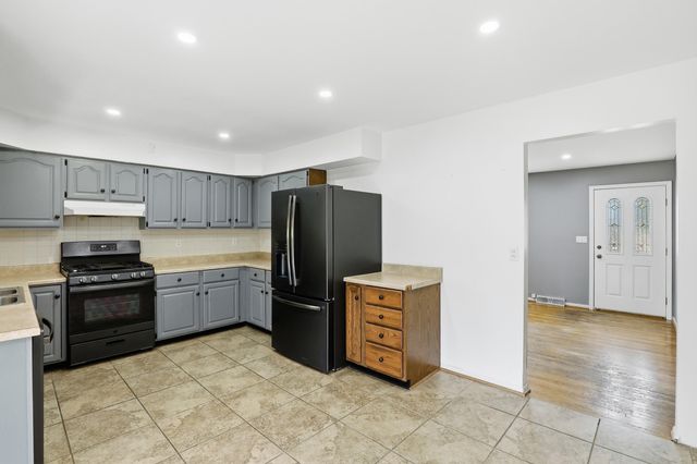 809 Eastland Drive, Villa Hills, KY 41017