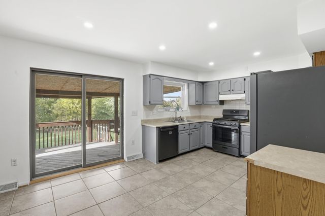 809 Eastland Drive, Villa Hills, KY 41017